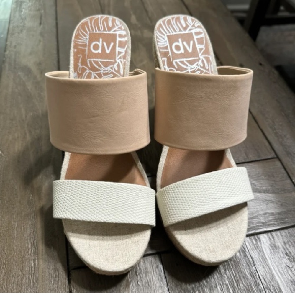 Dolce vita wedge sandals